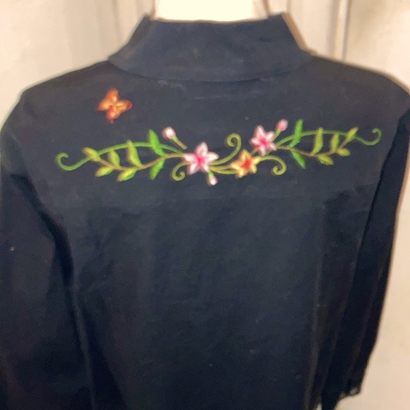 Embroidered black jean jacket - Picture 4 of 5